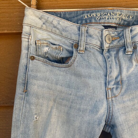 American Eagle Outfitters Stretch Skinny Distressed Light Blue Jeans Size 2 - Picture 5 of 13